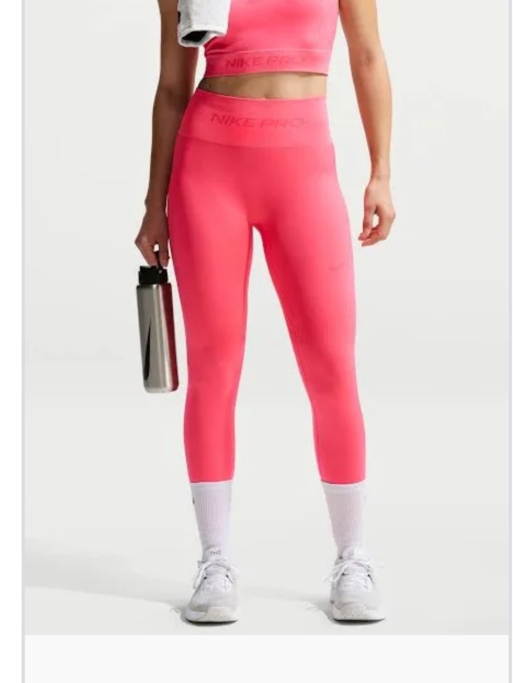 Women's Nike Pro Seamless High-Waisted 7/8 Leggings Medium Sea Coral NWT